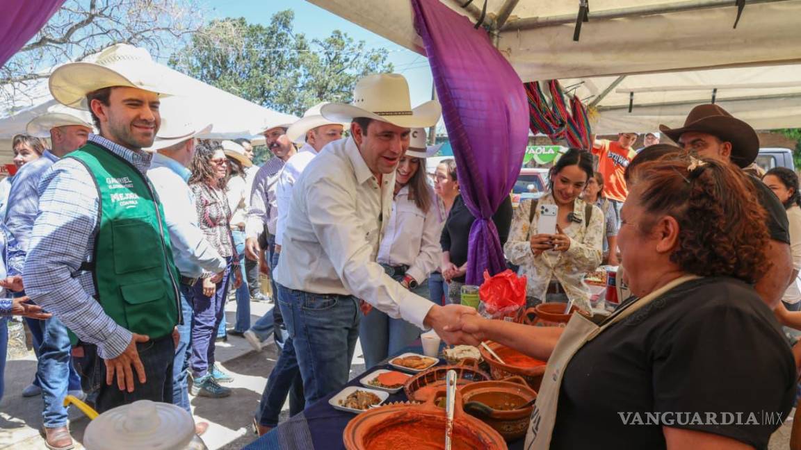 $!Se evaluaron puntos como salsa y presentación. A demás, participaron equipos provenientes de ejidos como Zacatera, Buñuelos, Hedionda Grande.