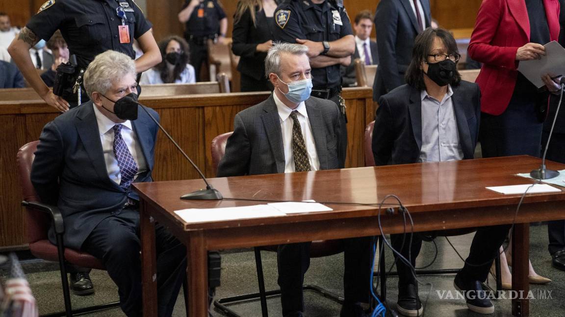 Tres personas fueron acusadas de robar manuscrito de “Hotel California” de los Eagles