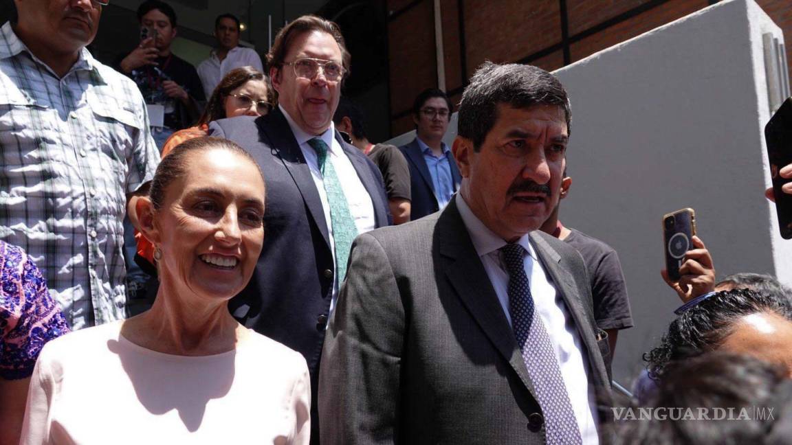 ‘Es una persecución, una venganza política’: Claudia Sheinbaum respalda a Javier Corral, senador electo