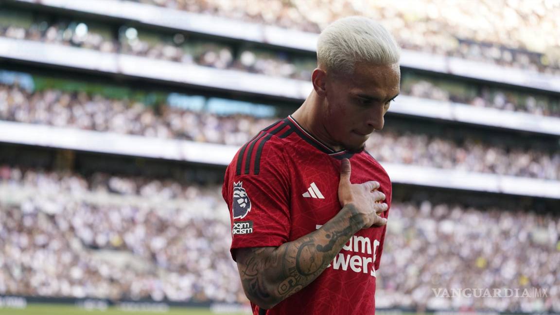 Antony no volverá con el Manchester United hasta aclarar acusaciones de maltrato físico a su pareja