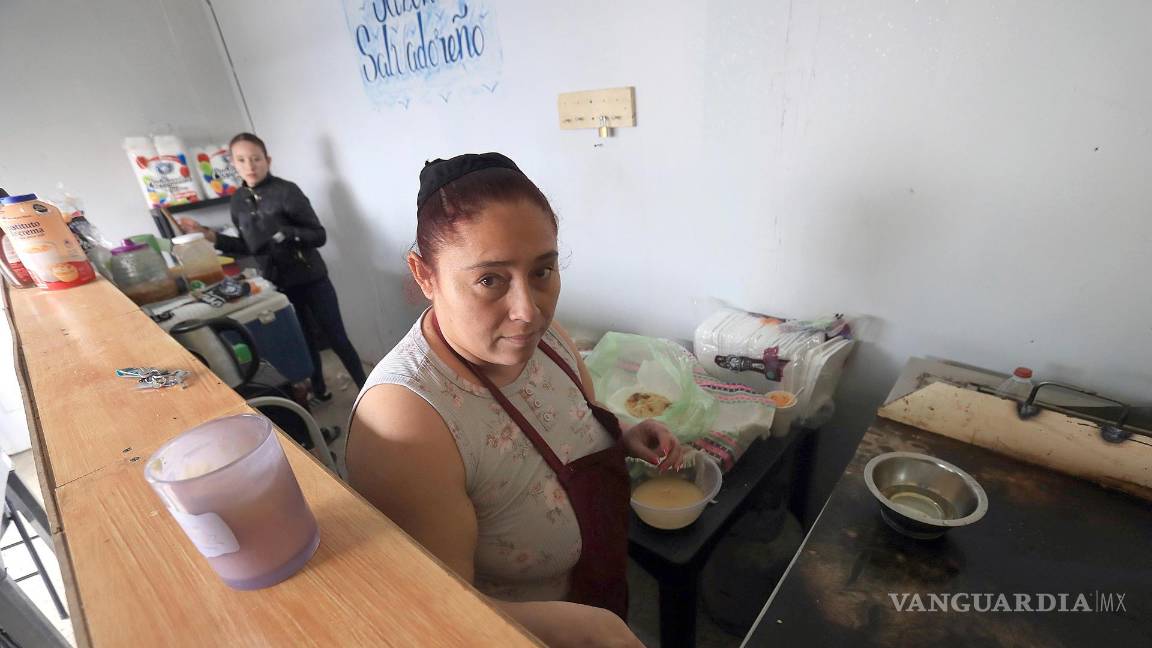 $!”Cuando nosotros llegamos a Juárez traíamos poco dinero, con eso rentamos un cuarto. Y de allí, poco a poco, las cosas se fueron dando”, dijo Karla García