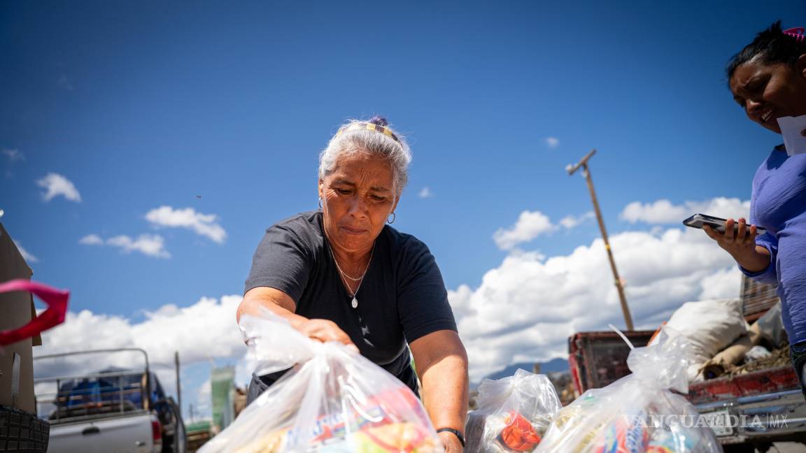 $!Habitantes de ejidos como Derramadero recibieron apoyos del programa Alimentos de Corazón, que busca atender necesidades prioritarias.