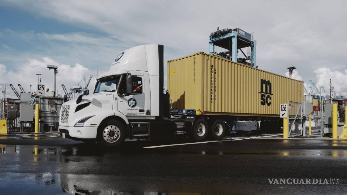 California apuesta a los camiones eléctricos como el futuro del transporte de carga