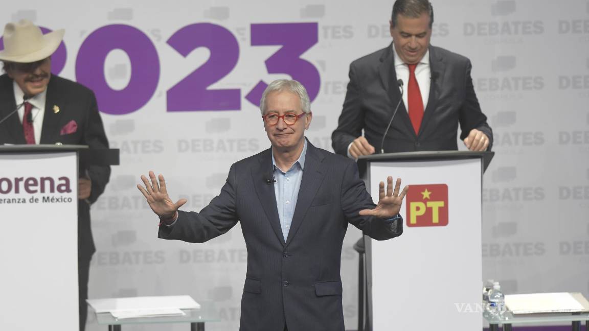 $!Ante las intervenciones del público celebrando los ataques, los moderadores tuvieron que intervenir para calmar los ánimos.