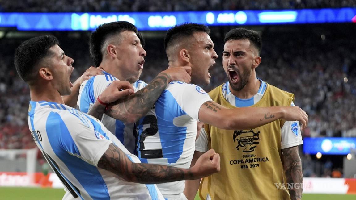 Argentina asegura la clasificación a los Cuartos de Final con gol de Lautaro Martínez