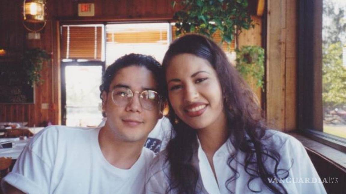 $!“Acabo de encontrar esta foto. Dos niños tratando de encontrar su camino. A punto de cumplir 23 y 24 años. No puedo recordar quién la tomó”.