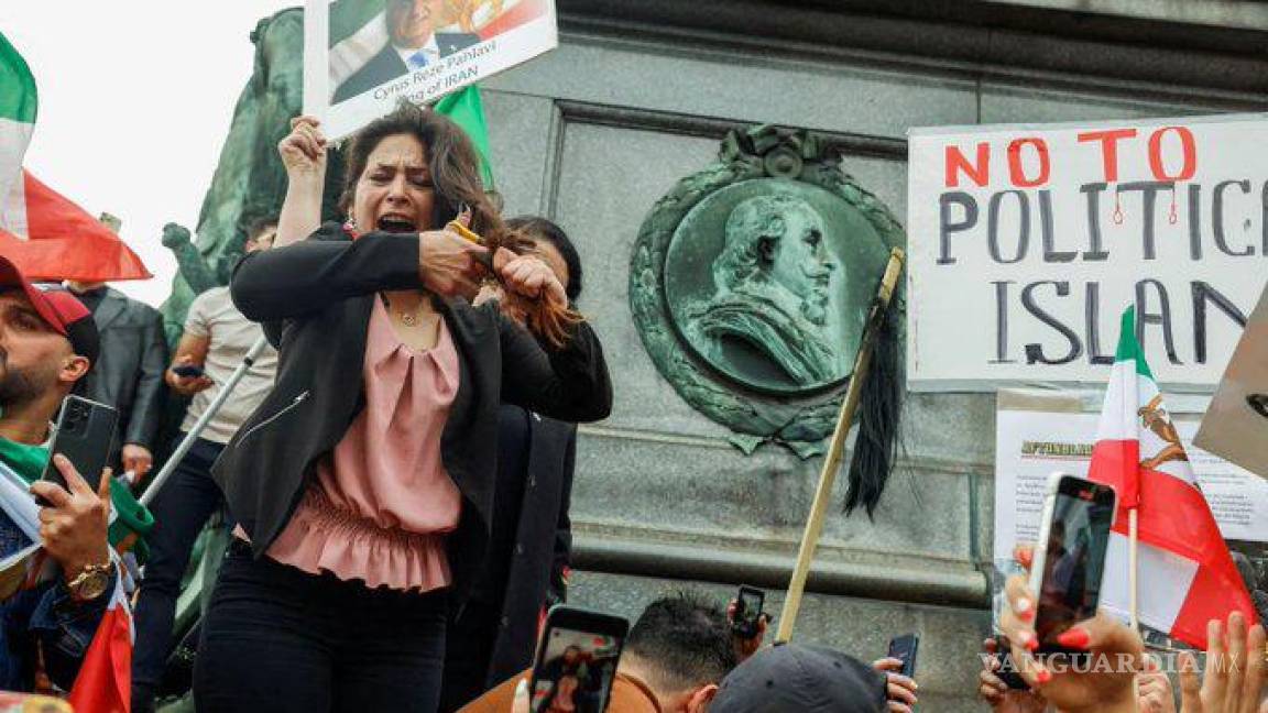 En París reprimieron protestas por muerte de Mahsa Amini en Irán