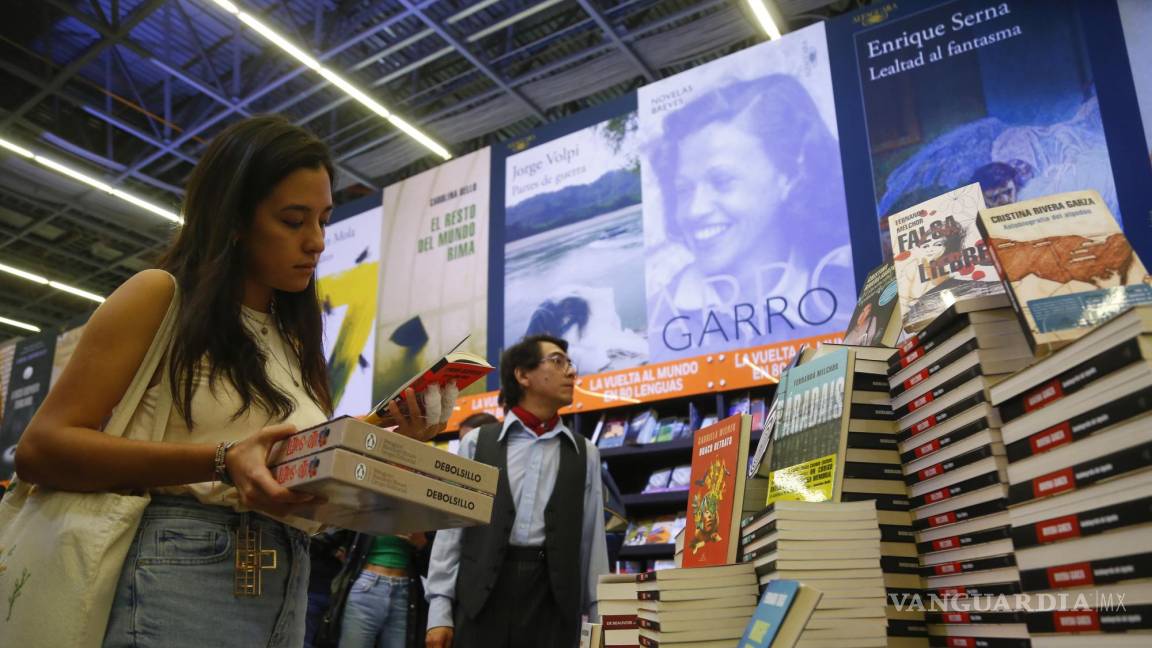 Tras dos años de la pandemia de COVID-19 regresan los lectores jóvenes a la FIL de Guadalajara