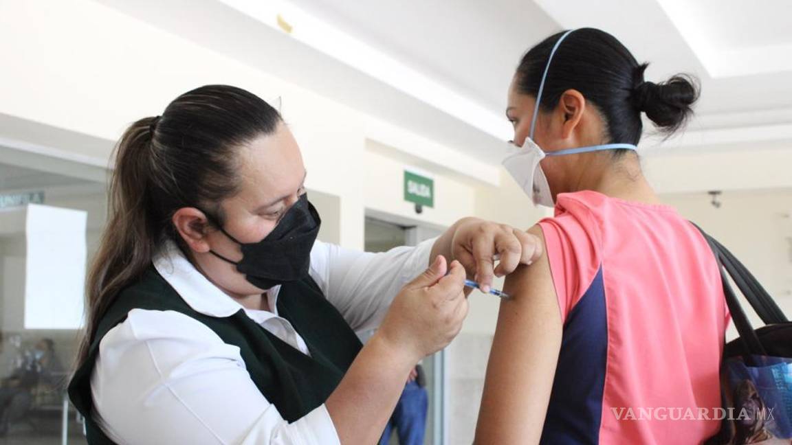 Llama ISSSTE en Acuña a vacunarse contra COVID