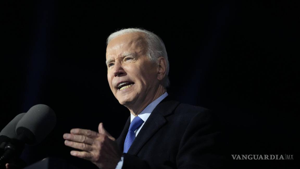 Urge Biden a restringir uso de armas en Estados Unidos