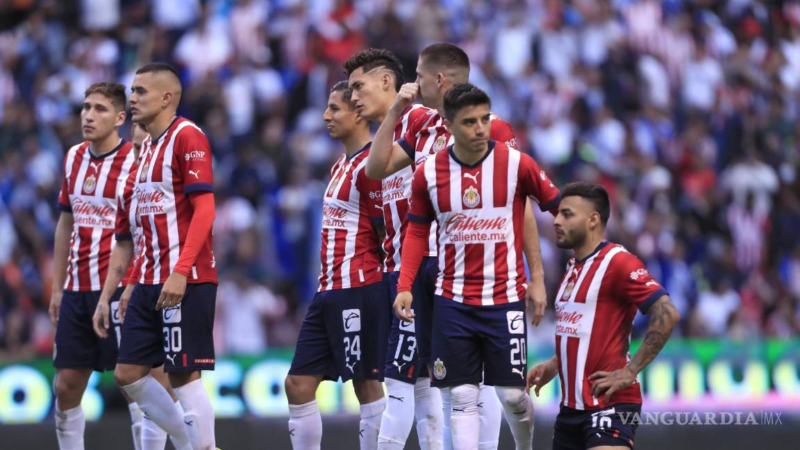 Puebla deja fuera de la liguilla a Chivas en tanda de penales