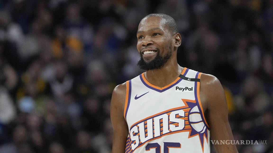 Kevin Durant alcanza los 30 mil puntos en la NBA en derrota de los Suns de Phoenix