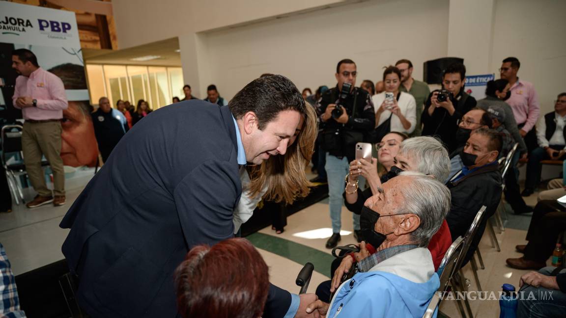 $!Autoridades estatales y municipales se sumaron al esfuerzo coordinado para brindar salud visual a quienes más lo necesitan.