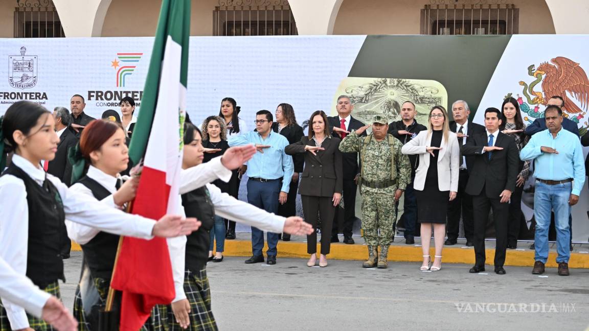 Ciudad Frontera: Honramos la Constitución con trabajo y valores, afirma alcaldesa