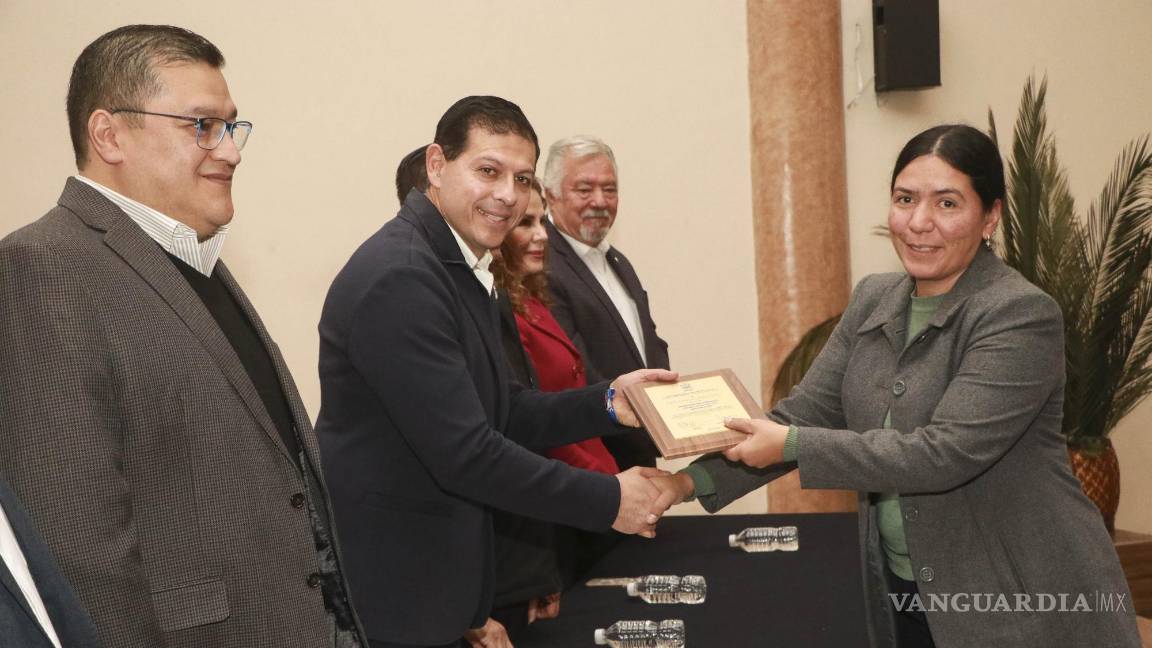 $!El rector de la UAdeC, Octavio Pimentel, destacó el compromiso de la máxima casa de estudios de trabajar en equipo.