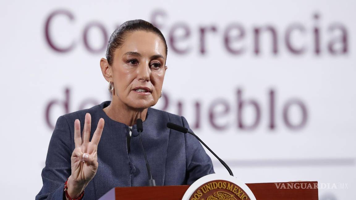 $!Para México el FMI pronostica una entrada en recesión con una contracción del PIB del 0.3 %. Claudia Sheinbaum expresó que su Gobierno no coincide con el FMI.