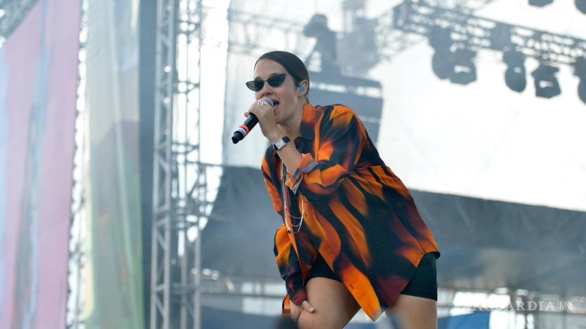 $!Ximena Sariñana presentó sus mejores canciones que pusieron a cantar a cientos de asistentes