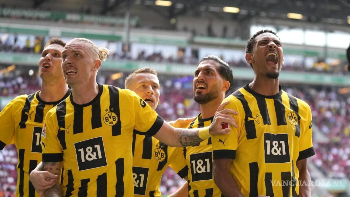 Borussia Dortmund golea al Augsburgo y está a un paso de llevarse la Bundesliga