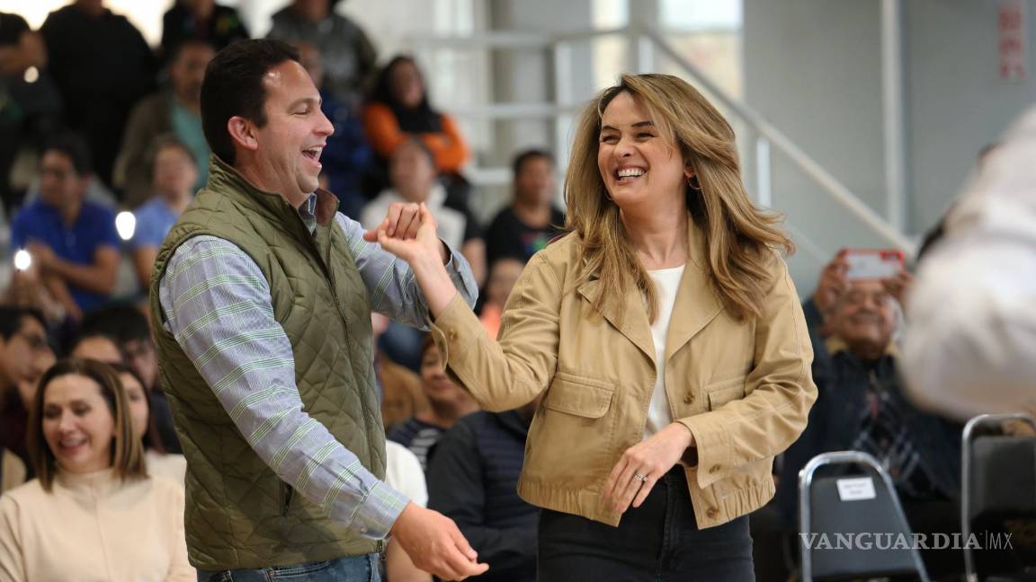 $!Javier Díaz González, alcalde de Saltillo, destacó la importancia de llevar la música y la cultura a las colonias de la ciudad como parte de un nuevo programa cultural.