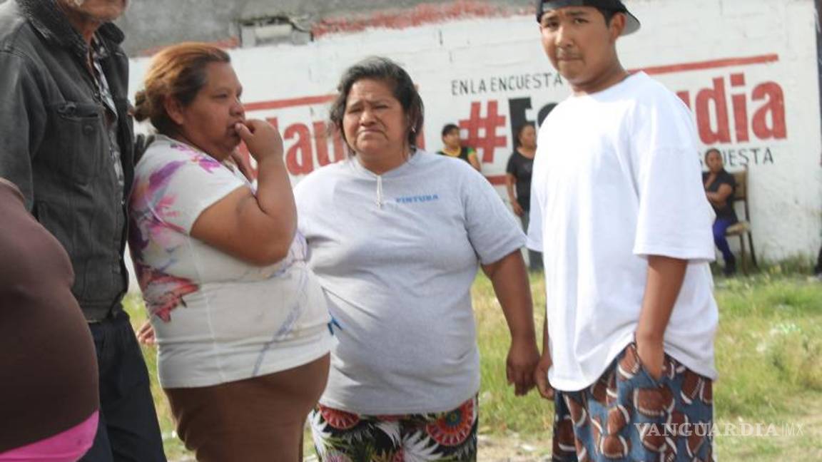 $!Doña Eufemia, madre de Aldo, no pudo contener las lágrimas al enterarse de lo sucedido.