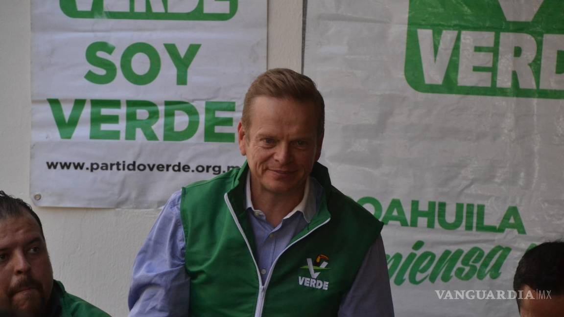 $!El Partido Verde propuso un modelo alternativo de financiamiento en el que todos los partidos reciban el mismo monto de recursos públicos, lo que, aseguran, permitiría un mayor ahorro y condiciones más equitativas en las elecciones.