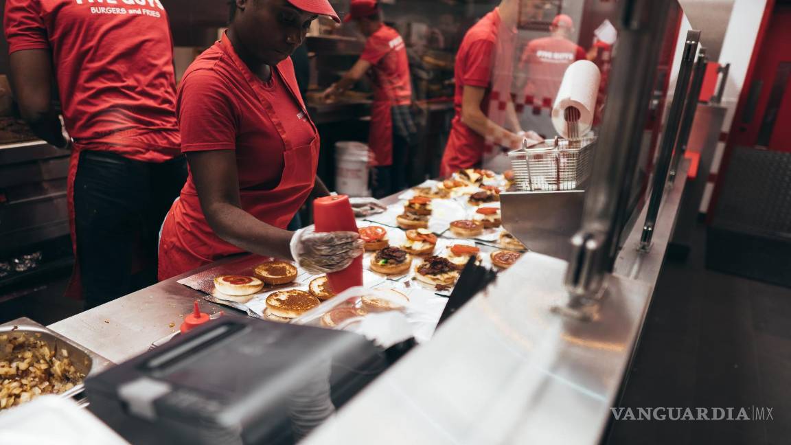 $!Los expertos en la salud son muy insistentes con el consumo controlado, incluso mínimo, de la comida rápida.