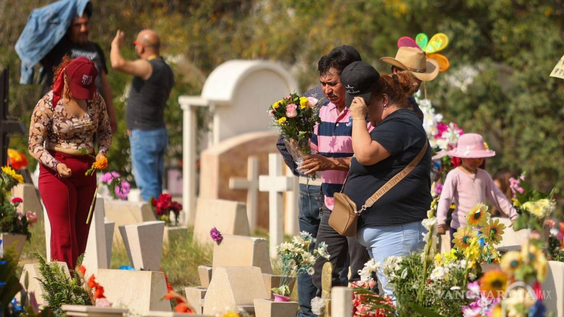 Violencia en Sinaloa da tregua en Día de Muertos: Reportan CERO incidentes