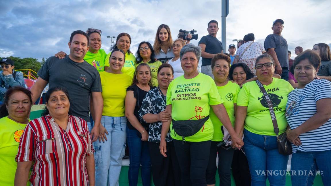 $!El alcalde Javier Díaz inauguró el concurso de Hip Hop como parte del programa Cultura en tu Colonia.