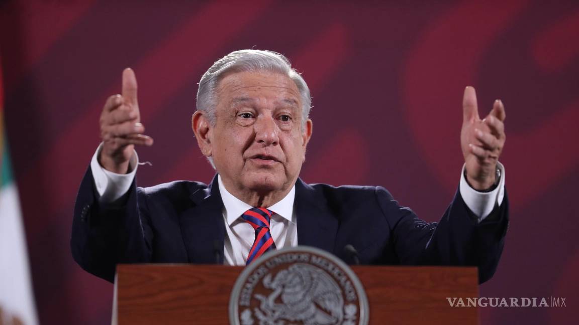 $!En cuanto a la economía, un 44 % opinó que AMLO la está manejando “mal o muy mal” y, por otra parte, el 36 % la ve “bien o muy bien”.