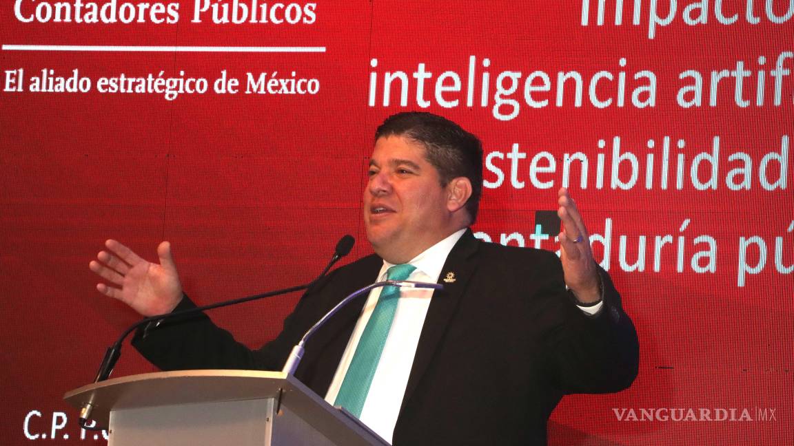 Expertos prevén caída de 1.2% en el PIB y un freno a la inversión por aranceles en México