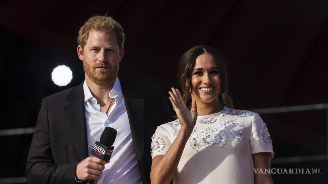 $!En esta imagen de archivo, el príncipe Enrique y su esposa Meghan intervienen en el festival Global Citizen, el 25 de septiembre de 2021, en Nueva York.