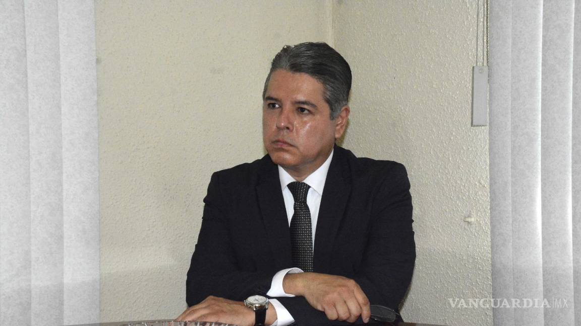 $!Silverio Hernández, subdelegado de Segob, dio trámite a la denuncia presentada por la ex secretaria de Ayuntamiento de Múzquiz.