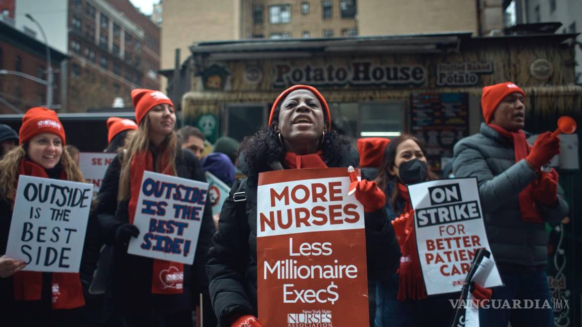 7 mil enfermeras van a huelga y ponen en jaque a dos hospitales importantes de Nueva York