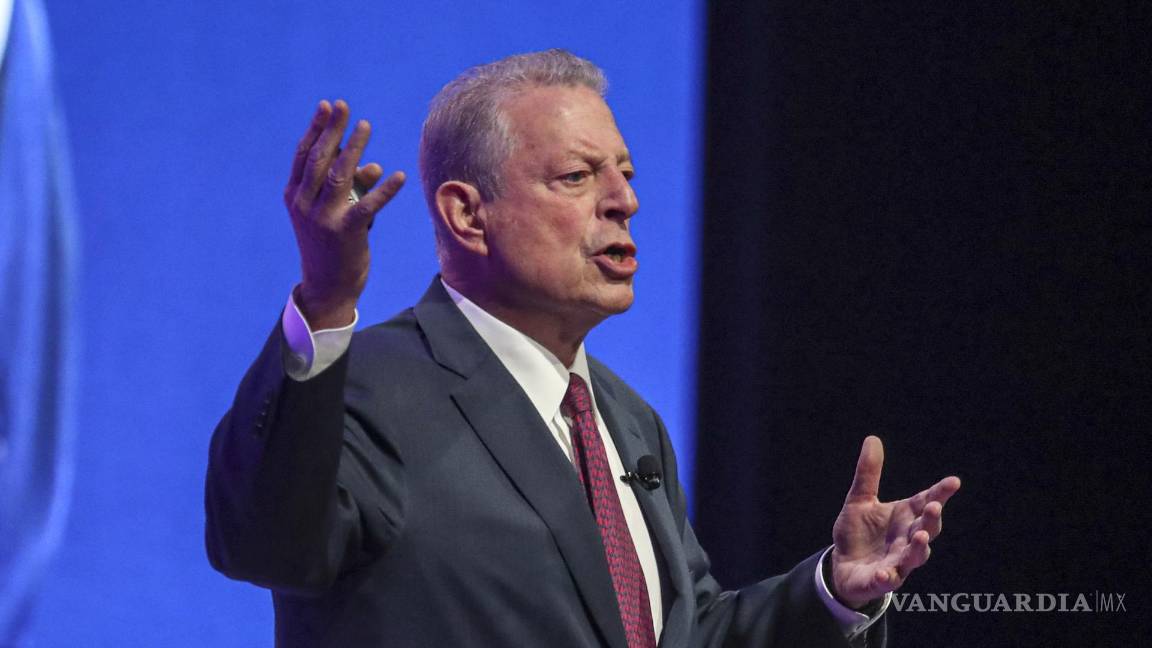 $!El ex vicepresidente estadounidense Al Gore una sesión sobre el rastro climático en la Conferencia de las Naciones Unidas sobre el Cambio Climático COP29.