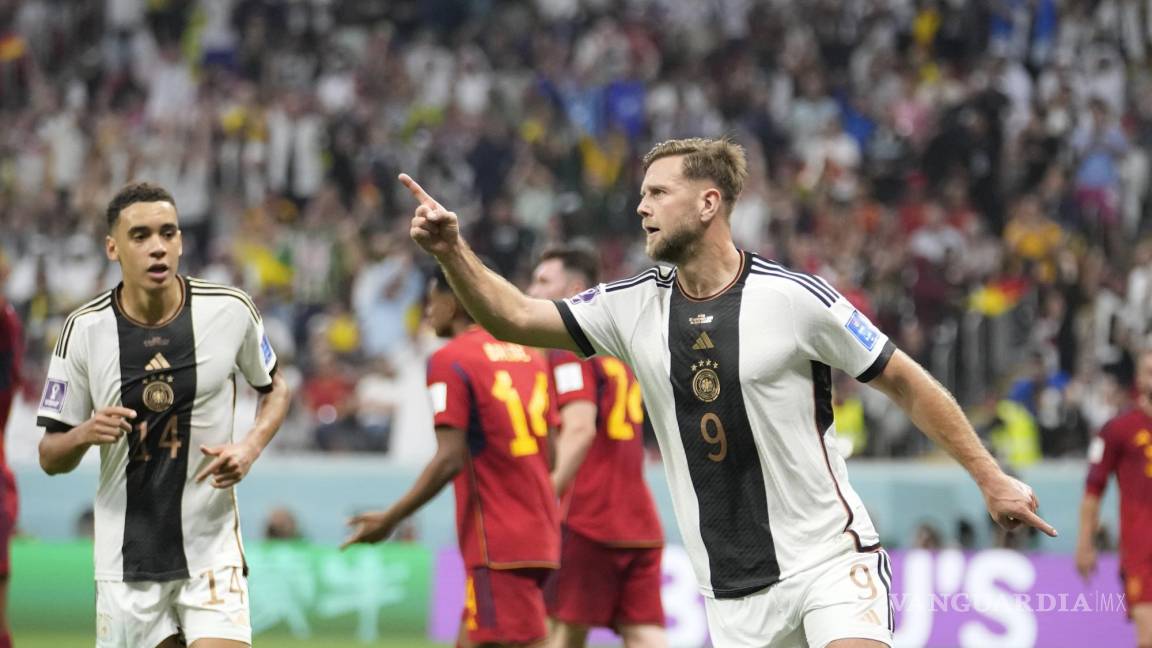 Alemania rescata un cardiaco empate frente a España