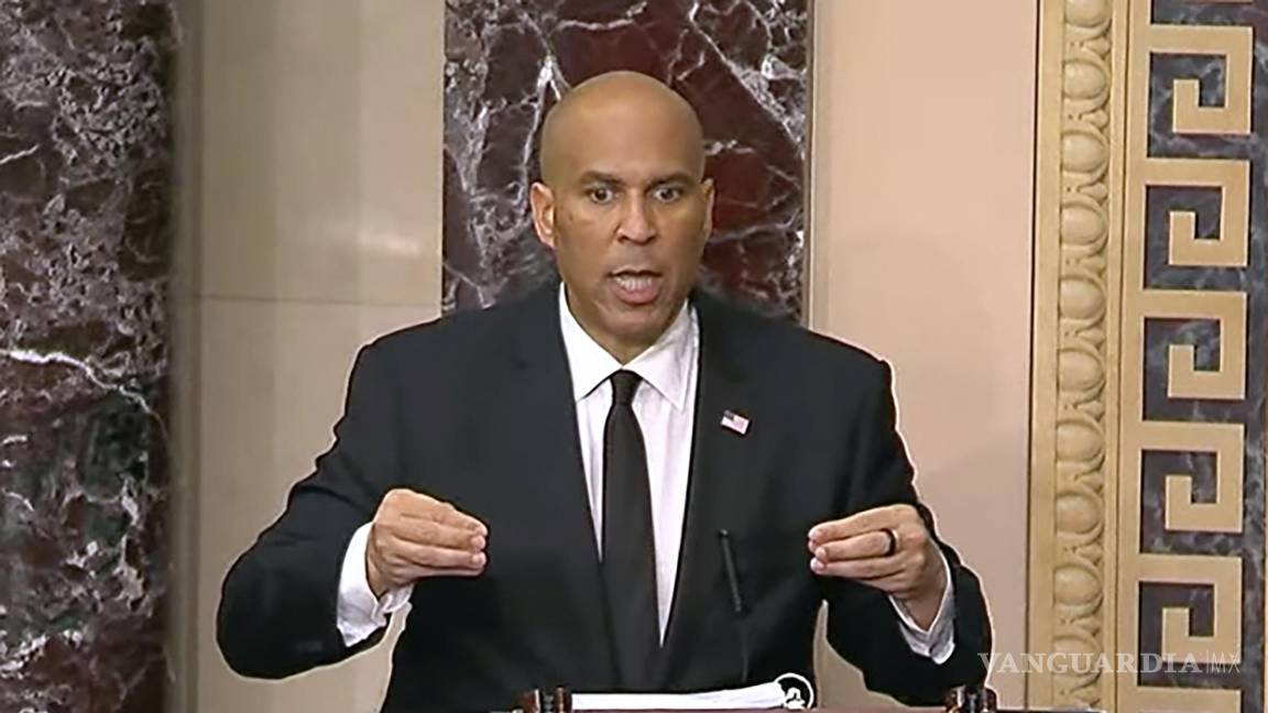 ¿Puede el discurso de Cory Booker de más de 25 horas movilizar una resistencia contra Donald Trump?
