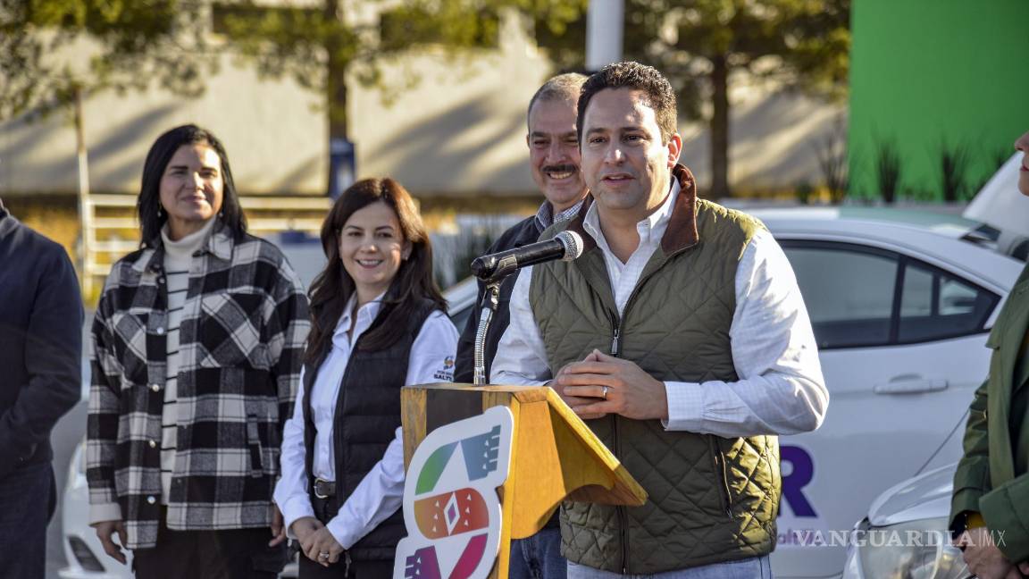 $!Javier Díaz González destaca la importancia de acercar los servicios del DIF a los barrios y ejidos.