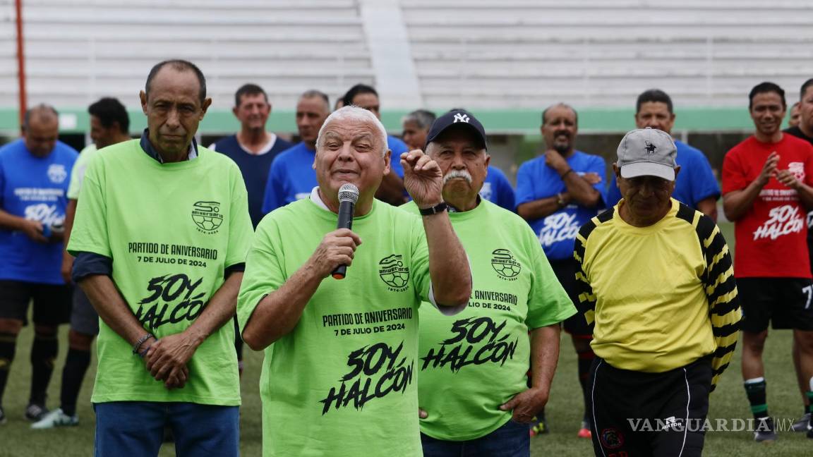 $!En un ambiente deportivo y feliz se llevó a cabo el evento que reuniría a muchas generaciones del equipo.