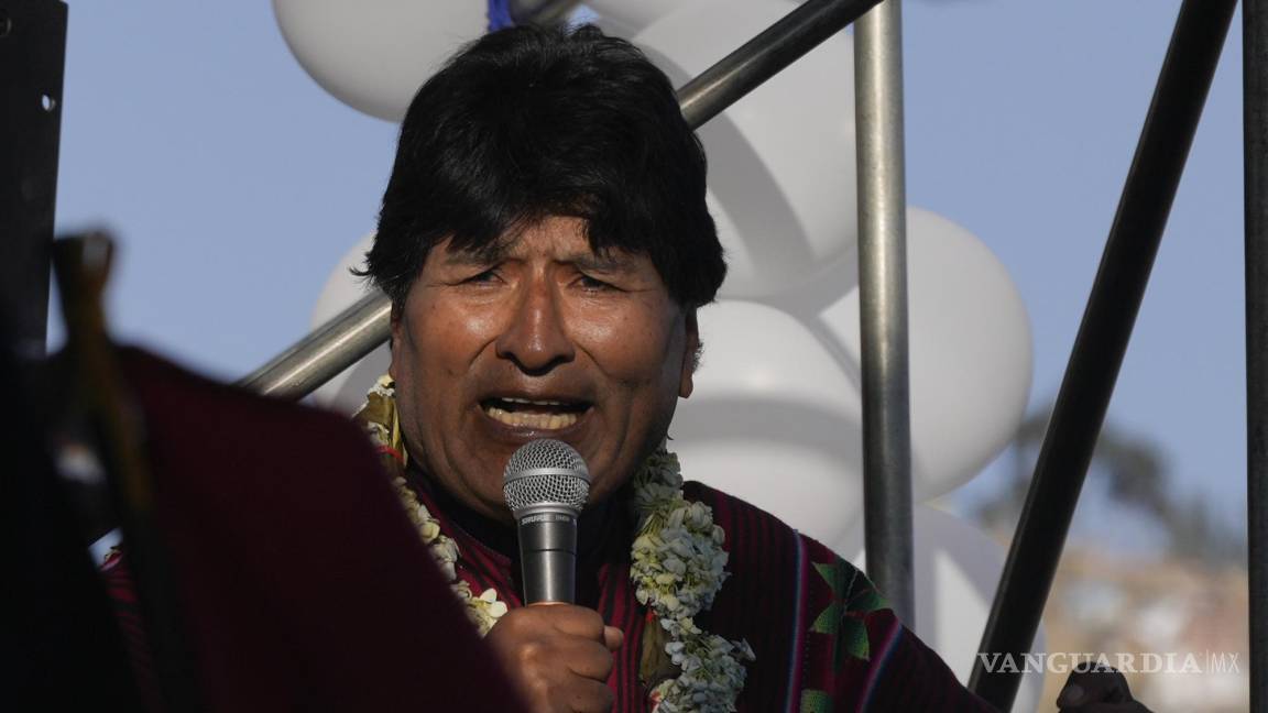 Presidente de Bolivia ordena indagar ataque a Evo Morales