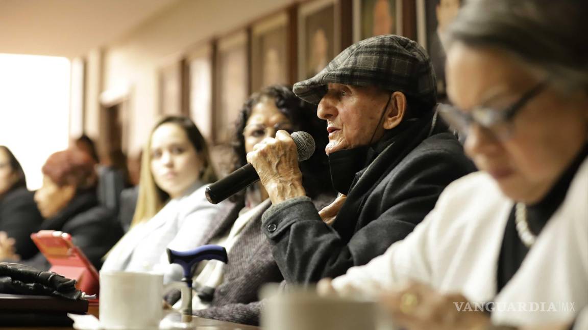 $!Raúl Yeverino García, regidor morenista, criticó la extensión y señaló que en las próximas elecciones para renovar la alcaldía “deberán trabajar para ganar la elección para establecer un gobierno del pueblo y para el pueblo”.