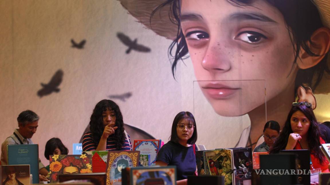 Tras dos años de la pandemia de COVID-19 regresan los lectores jóvenes a la FIL de Guadalajara