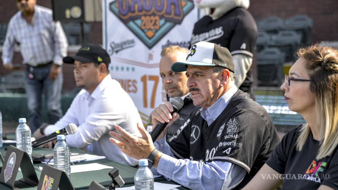 $!En el evento estuvieron presentes autoridades de Saraperos, DIF Estatal e Instituto Estatal del Deporte.