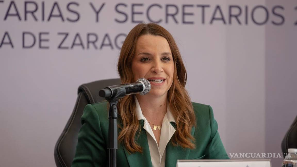 $!María Barbara Cepeda afirmó que el gobierno estatal está impulsando ante la Federación la necesidad que proveedores locales participen en las obras.