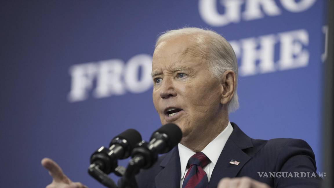 Aprueba Biden guía que ayude a Trump a combatir a sus adversarios