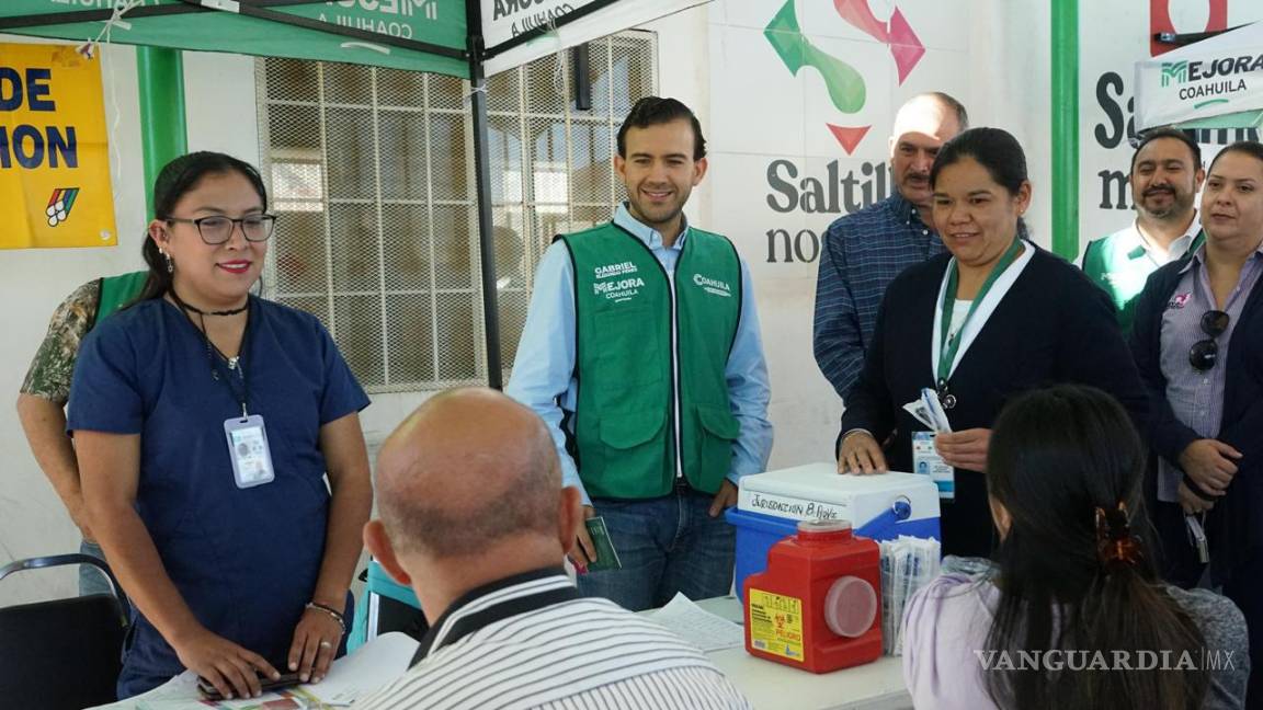 $!A través de Mejora Coahuila, autoridades llevan campañas de vacunación a diferentes localidades.