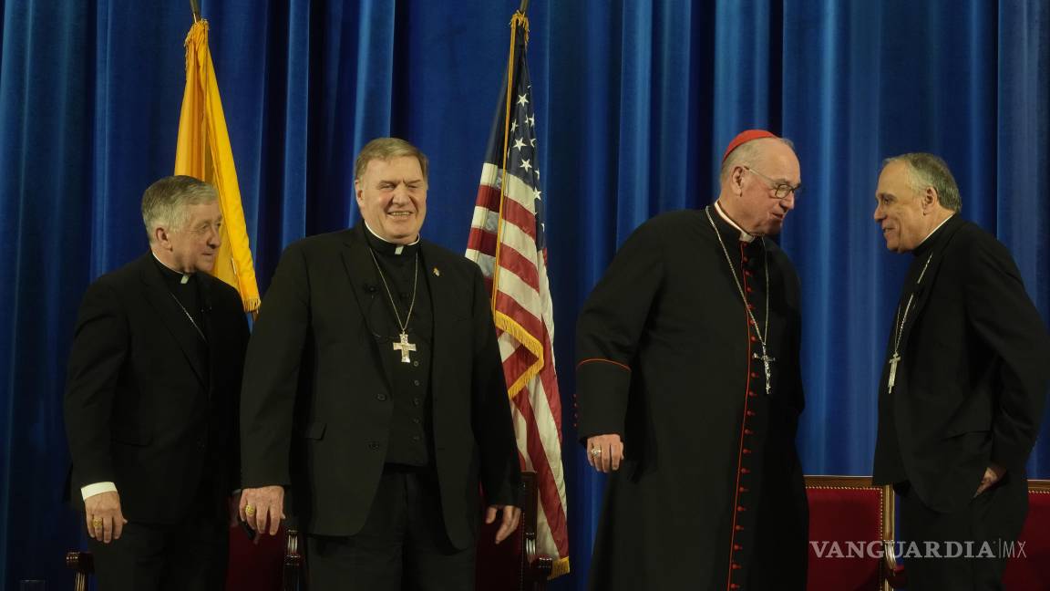 $!Los cardenales Blase Cupich, Joseph Tobin, Timothy Dolan y Daniel DiNardo, arzobispo emérito de Galveston-Houston en una conferencia de prensa en Roma.