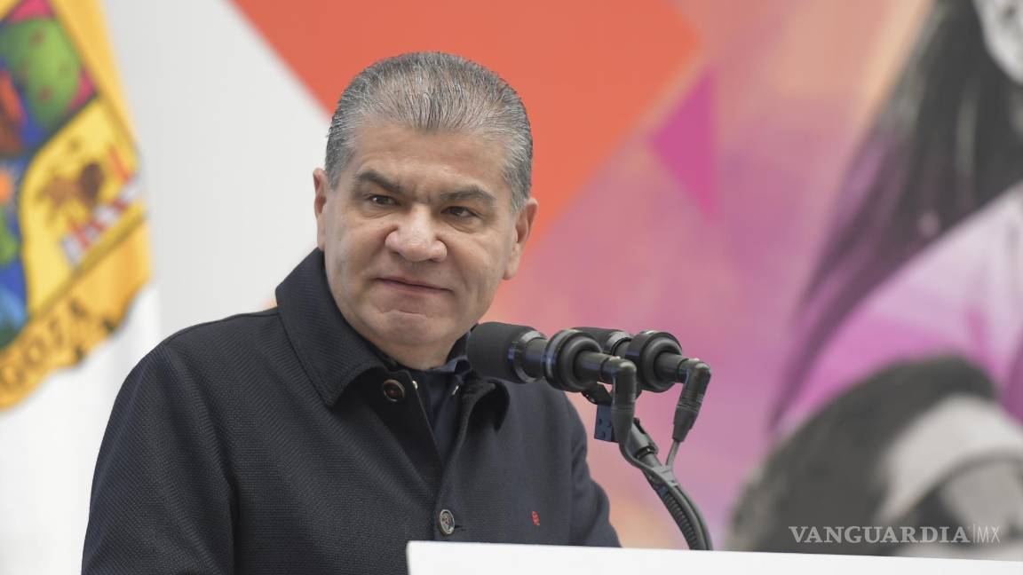 Entrega Riquelme Premio Estatal del Deporte Coahuila 2022 y anuncia más becas