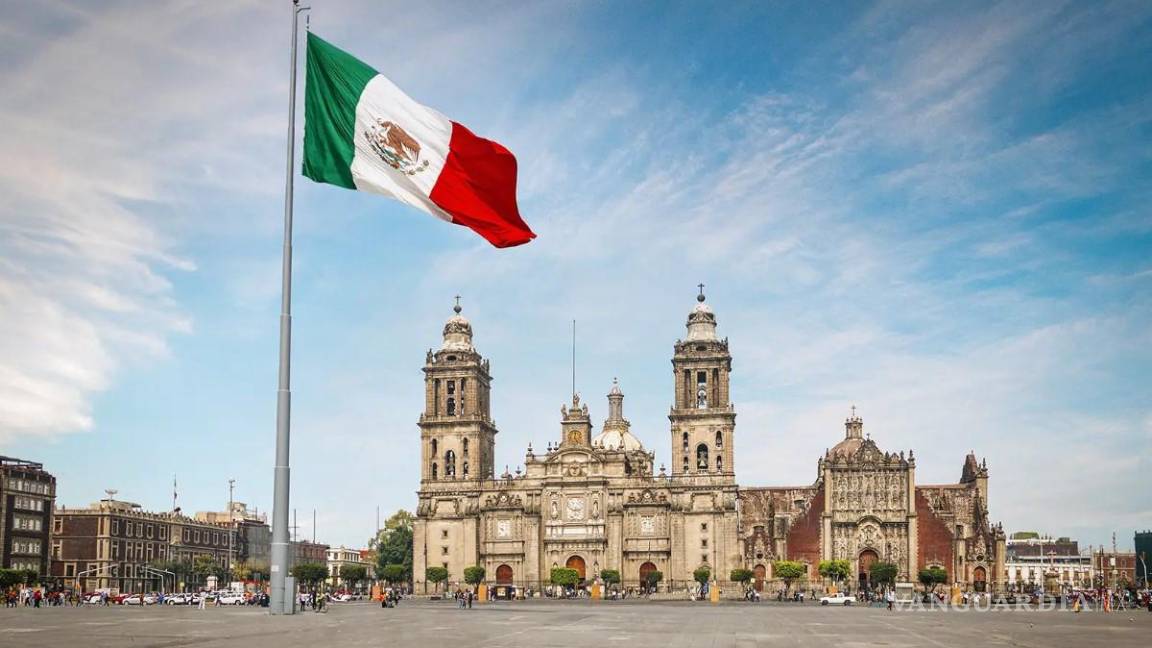 Invita AMLO a mexicanos al Zócalo de la CDMX