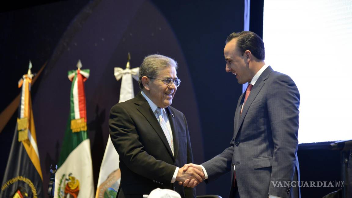 Manolo Jiménez invita a Salvador Hernández Vélez a trabajar en el Gobierno de Coahuila