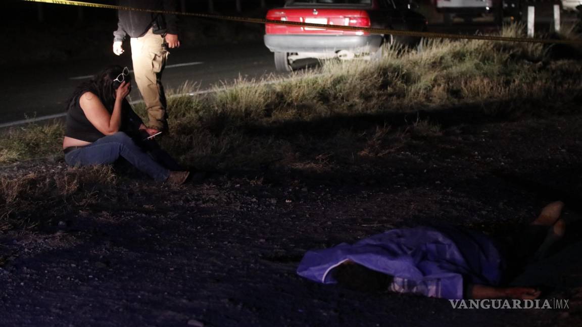 Ebrio vuelca y pierde la vida en la carretera a Torreón tras volcadura